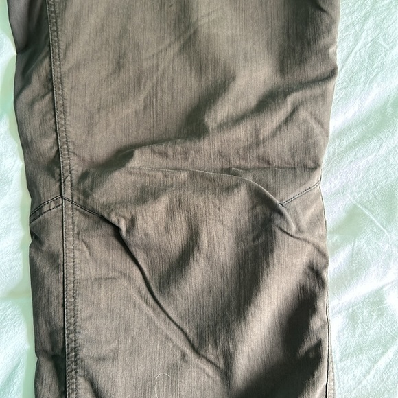 BC Clothing. 36/30 x 28” Inseam. Men’s casual/hiking pants. - Picture 4 of 11